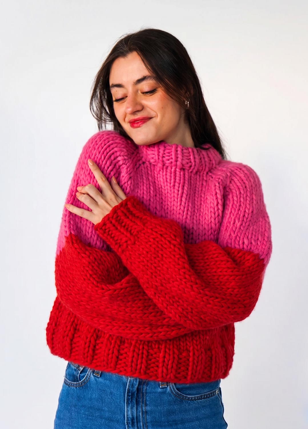 The Rainbow Sweater Kit x @paula.on.knits - Yummy Yarn Version