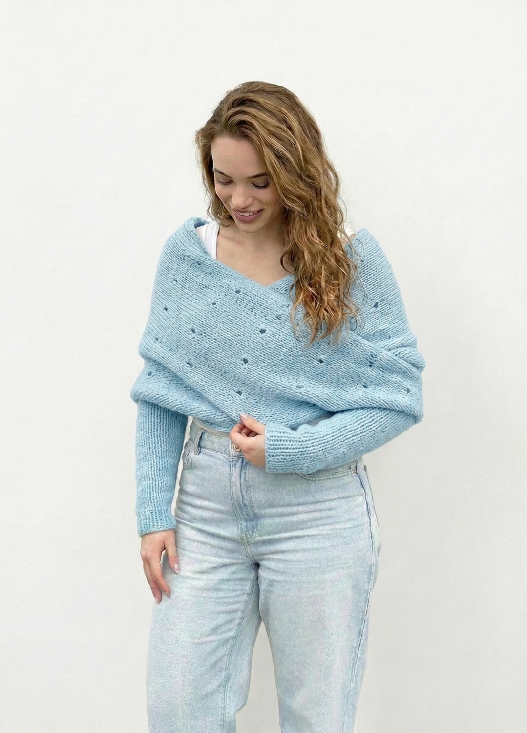 Easy Eyelet Sweater Scarf x @knitatude Kit - Yummy Yarn Fine Version